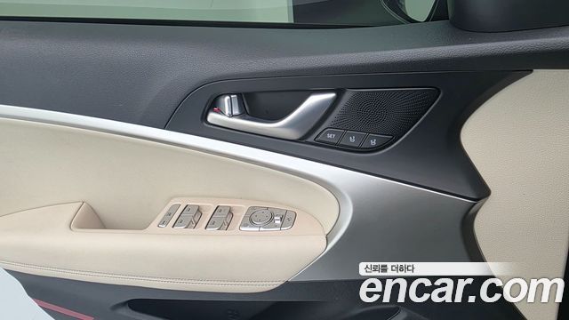 Genesis G70 Gasoline 2.5T 2WD 2024 — фото 18