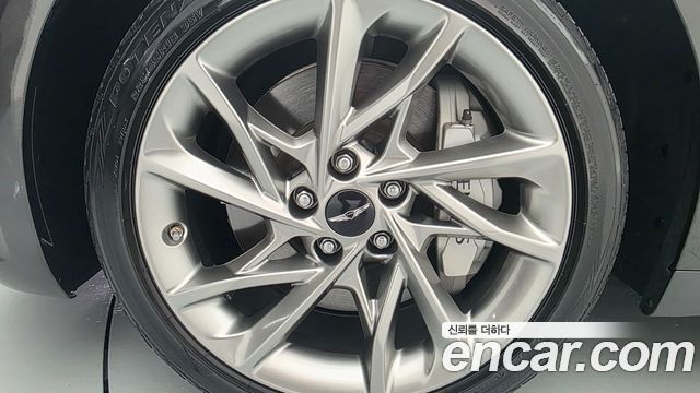 Genesis G70 Gasoline 2.5T 2WD 2024 — фото 24