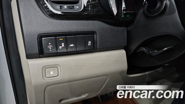 Kia Carnival Gasoline 11-Seater Prestige 2020 — фото 14