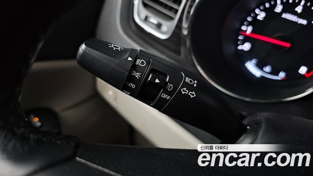 Kia Carnival Gasoline 11-Seater Prestige 2020 — фото 16