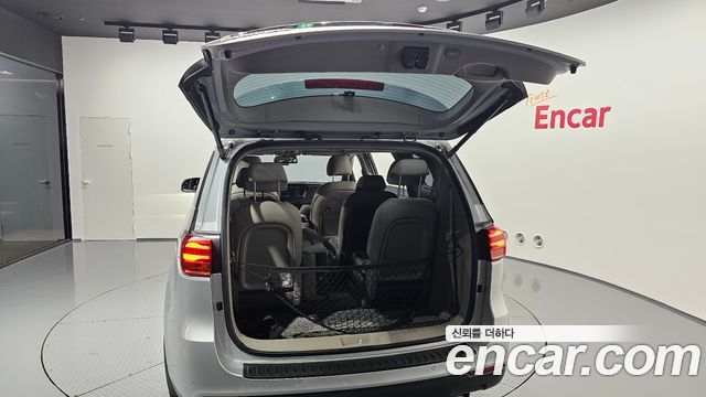 Kia Carnival Gasoline 11-Seater Prestige 2020 — фото 32