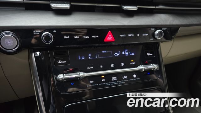 Kia Carnival (IV) Gasoline 7-Seater Noblesse 2021 — фото 17