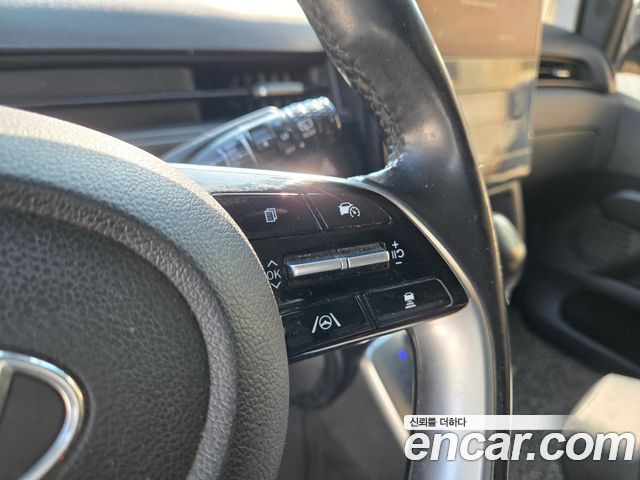 Hyundai Staria L3.5 Cargo 3-Seater Modern 2022 — фото 2