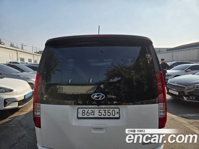 Hyundai Staria L3.5 Cargo 3-Seater Modern 2022 — фото 4