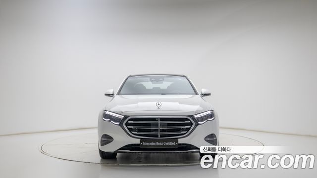 Mercedes-Benz E-Class (W214) E300 4MATIC Exclusive 2026 — фото 3