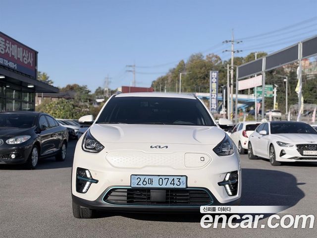 Kia Niro EV Noblesse 2022 — фото 3