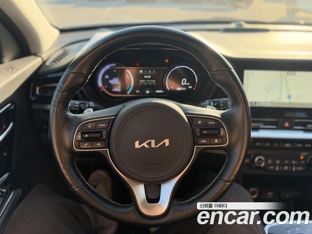 Kia Niro EV Noblesse 2022 — фото 20