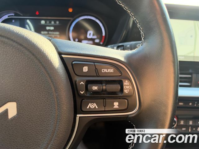Kia Niro EV Noblesse 2022 — фото 24