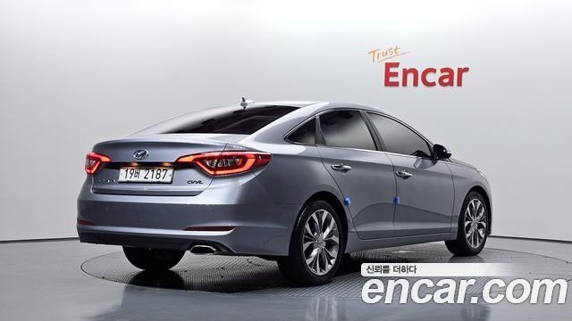 Hyundai Sonata (LF) 2.0 Smart 2015 — фото 2