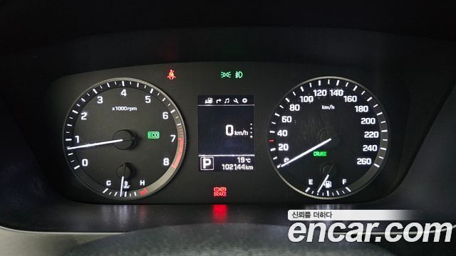 Hyundai Sonata (LF) 2.0 Smart 2015 — фото 8