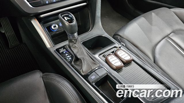 Hyundai Sonata (LF) 2.0 Smart 2015 — фото 9