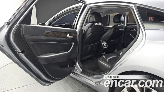 Hyundai Sonata (LF) 2.0 Smart 2015 — фото 12