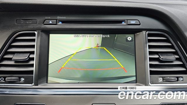 Hyundai Sonata (LF) 2.0 Smart 2015 — фото 15