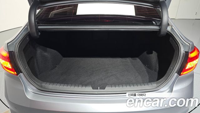 Hyundai Sonata (LF) 2.0 Smart 2015 — фото 31