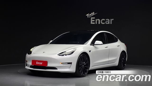 Tesla Model 3 Long Range AWD