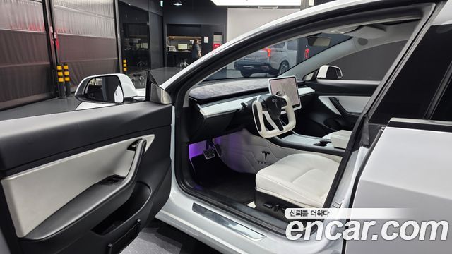 Tesla Model 3 Long Range AWD 2020 — фото 10