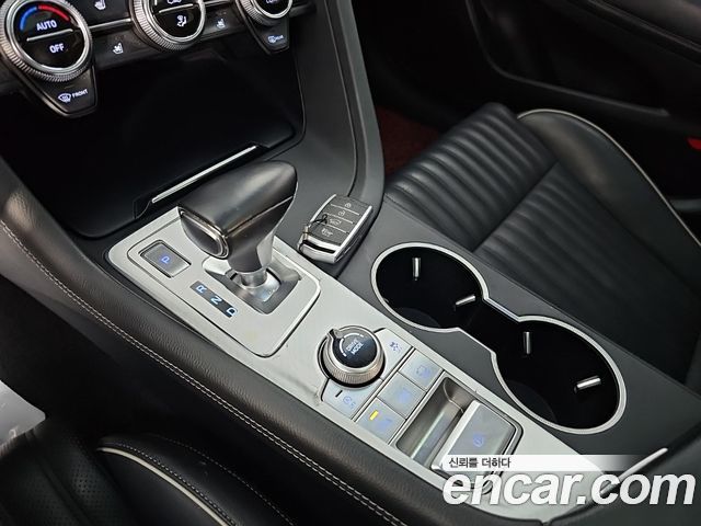 Genesis G70 2.0T AWD Elite 2019 — фото 9
