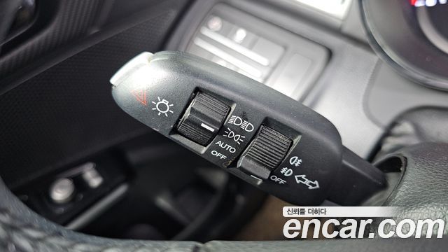 KG Mobility (SsangYong) Tivoli Armor VX 2WD 2019 — фото 19