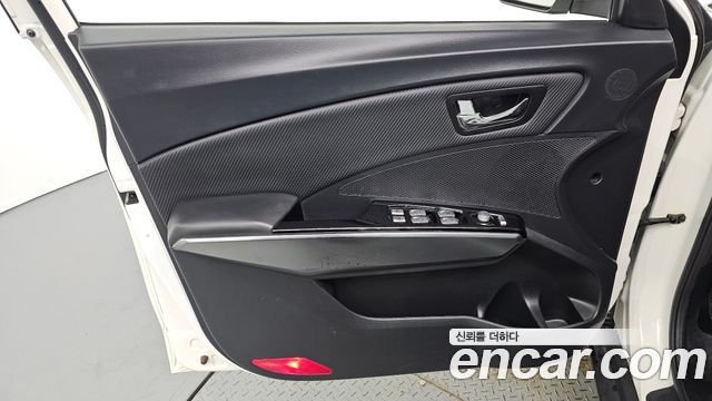 KG Mobility (SsangYong) Tivoli Armor VX 2WD 2019 — фото 24