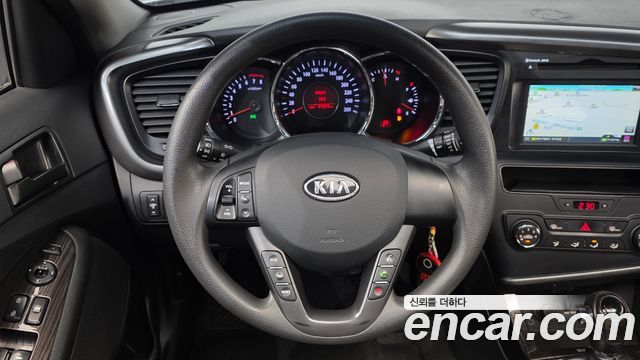 Kia K5 LPI Deluxe 2012 — фото 14