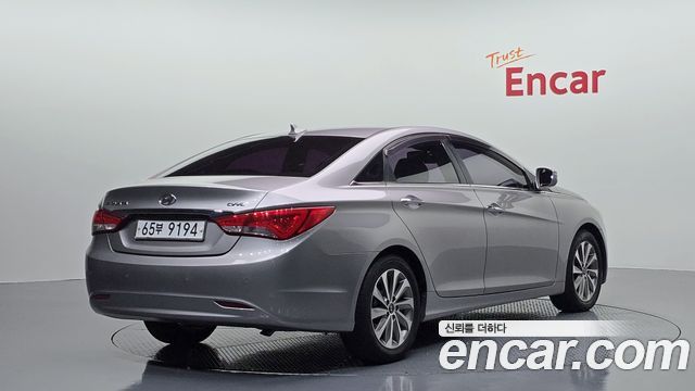 Hyundai Sonata The Brilliant CVVL Smart 2014 — фото 2