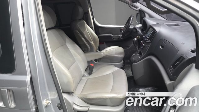 Hyundai Grand Starex Van 5-Seater Modern 2019 — фото 11