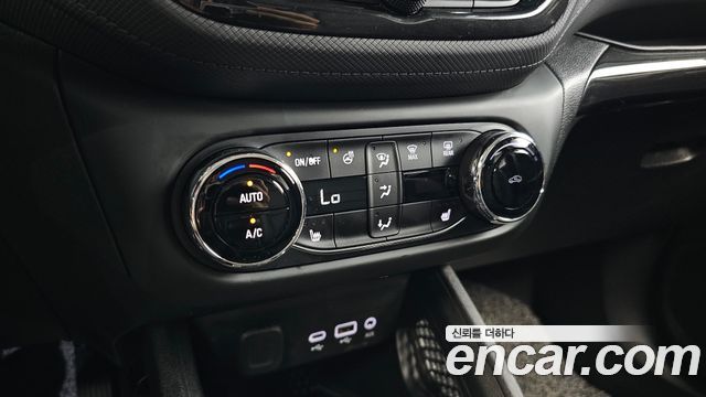 Chevrolet Trailblazer 1.3 Turbo 2WD Premier 2022 — фото 18
