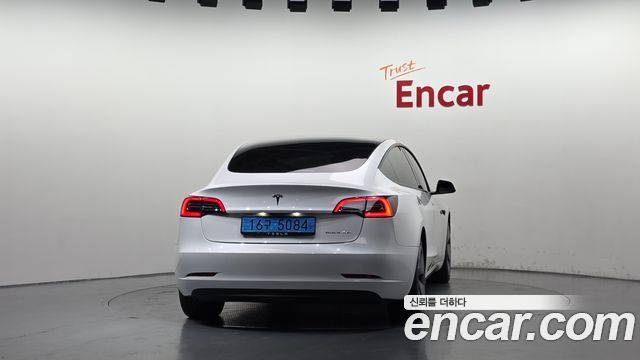 Tesla Model 3 Long Range AWD 2022 — фото 4