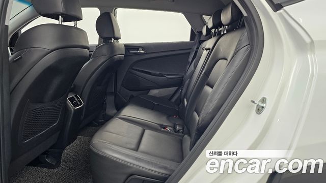 Hyundai Tucson Gasoline 1.6 turbo 2WD Modern 2020 — фото 26