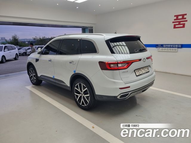 Renault Korea QM6 2.0 LPe RE Signature 2WD 2020 — фото 24