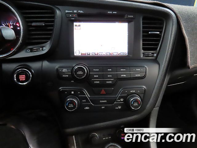 Kia K5 LPI Prestige 2011 — фото 20