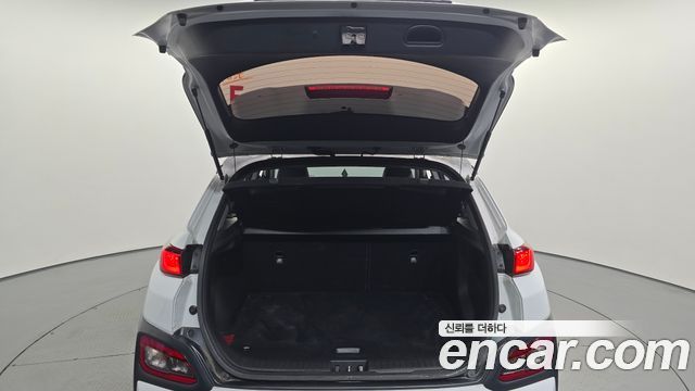 Hyundai Kona Electric Premium 2020 — фото 18