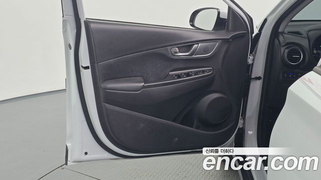 Hyundai Kona Electric Premium 2020 — фото 24
