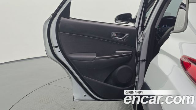 Hyundai Kona Electric Premium 2020 — фото 25