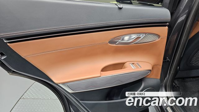 Genesis GV70 2.5T Gasoline 2WD 2021 — фото 25