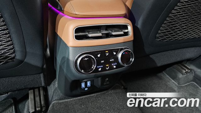 Genesis GV70 2.5T Gasoline 2WD 2021 — фото 32