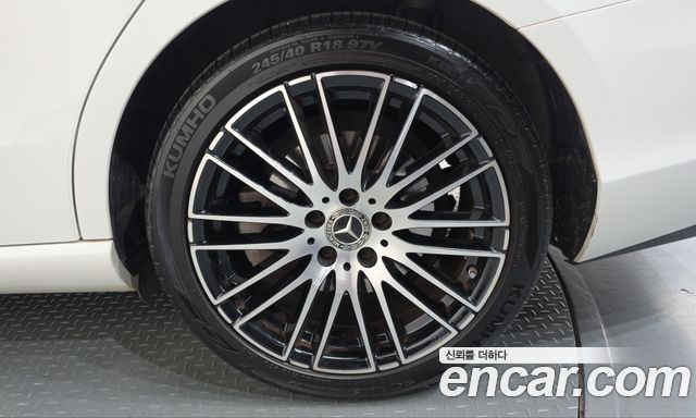 Mercedes-Benz C-Class (W206) C300 4MATIC Avantgarde 2024 — фото 21