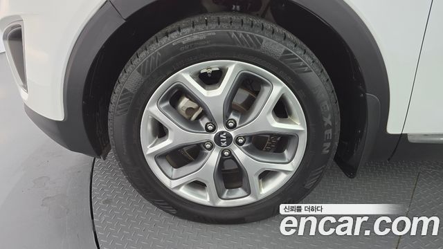 Kia Sorento Diesel 2.0 2WD Noblesse 2016 — фото 5