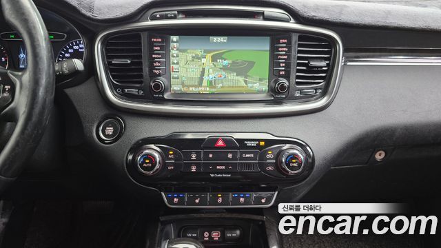 Kia Sorento Diesel 2.0 2WD Noblesse 2016 — фото 12