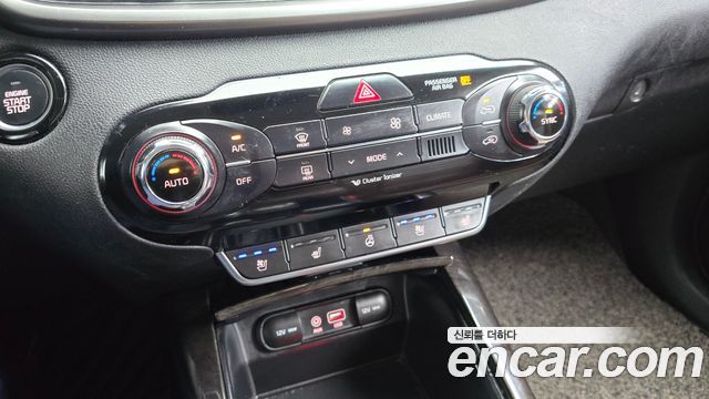 Kia Sorento Diesel 2.0 2WD Noblesse 2016 — фото 29