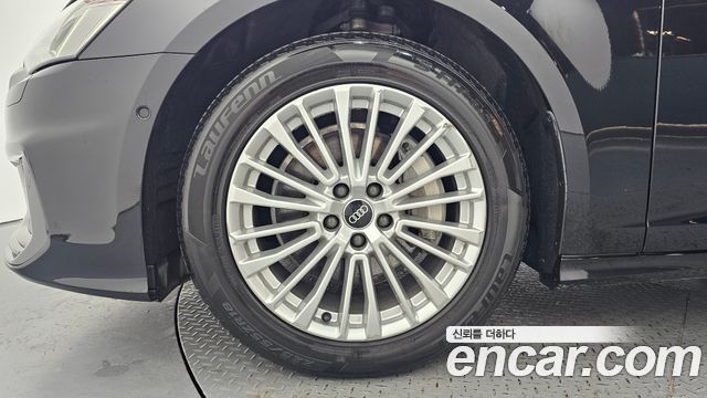 Audi A6 (C8) 45 TFSI Quattro Premium 2021 — фото 5