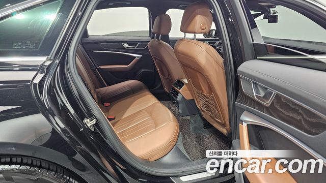 Audi A6 (C8) 45 TFSI Quattro Premium 2021 — фото 11