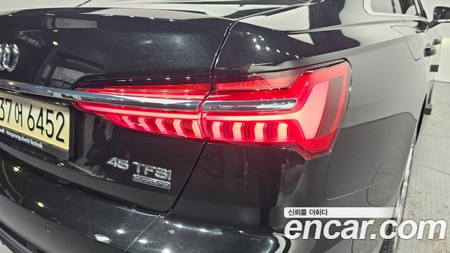 Audi A6 (C8) 45 TFSI Quattro Premium 2021 — фото 23