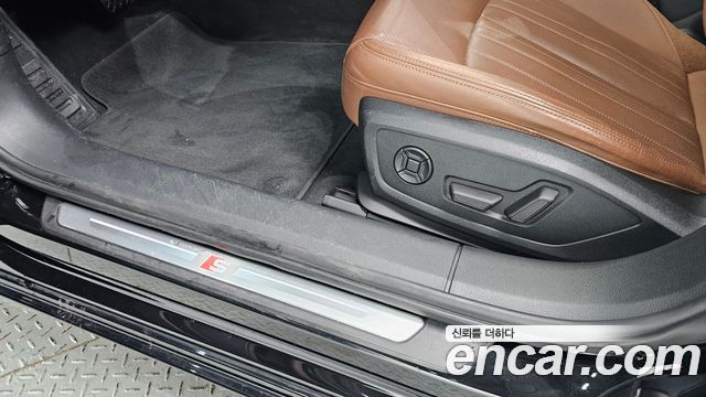 Audi A6 (C8) 45 TFSI Quattro Premium 2021 — фото 31