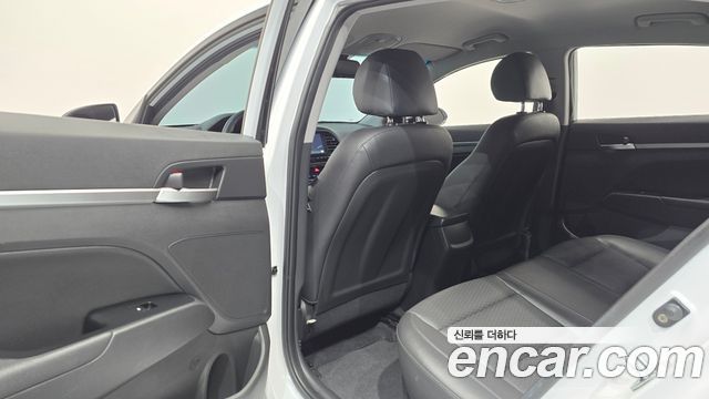 Hyundai Avante (AD) 1.6 Smart 2020 — фото 30