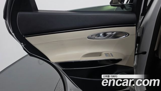 Genesis GV70 2.5T Gasoline 2WD 2021 — фото 25