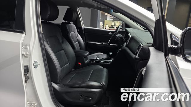 Kia Sportage The Bold Diesel 2.0 2WD Prestige 2020 — фото 11