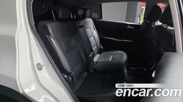 Kia Sportage The Bold Diesel 2.0 2WD Prestige 2020 — фото 12
