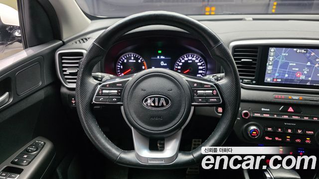 Kia Sportage The Bold Diesel 2.0 2WD Prestige 2020 — фото 13