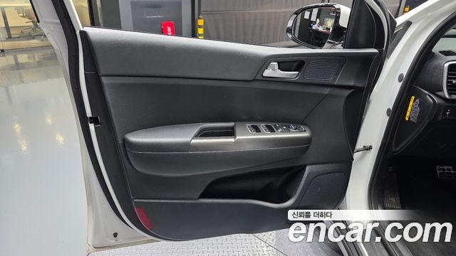 Kia Sportage The Bold Diesel 2.0 2WD Prestige 2020 — фото 24